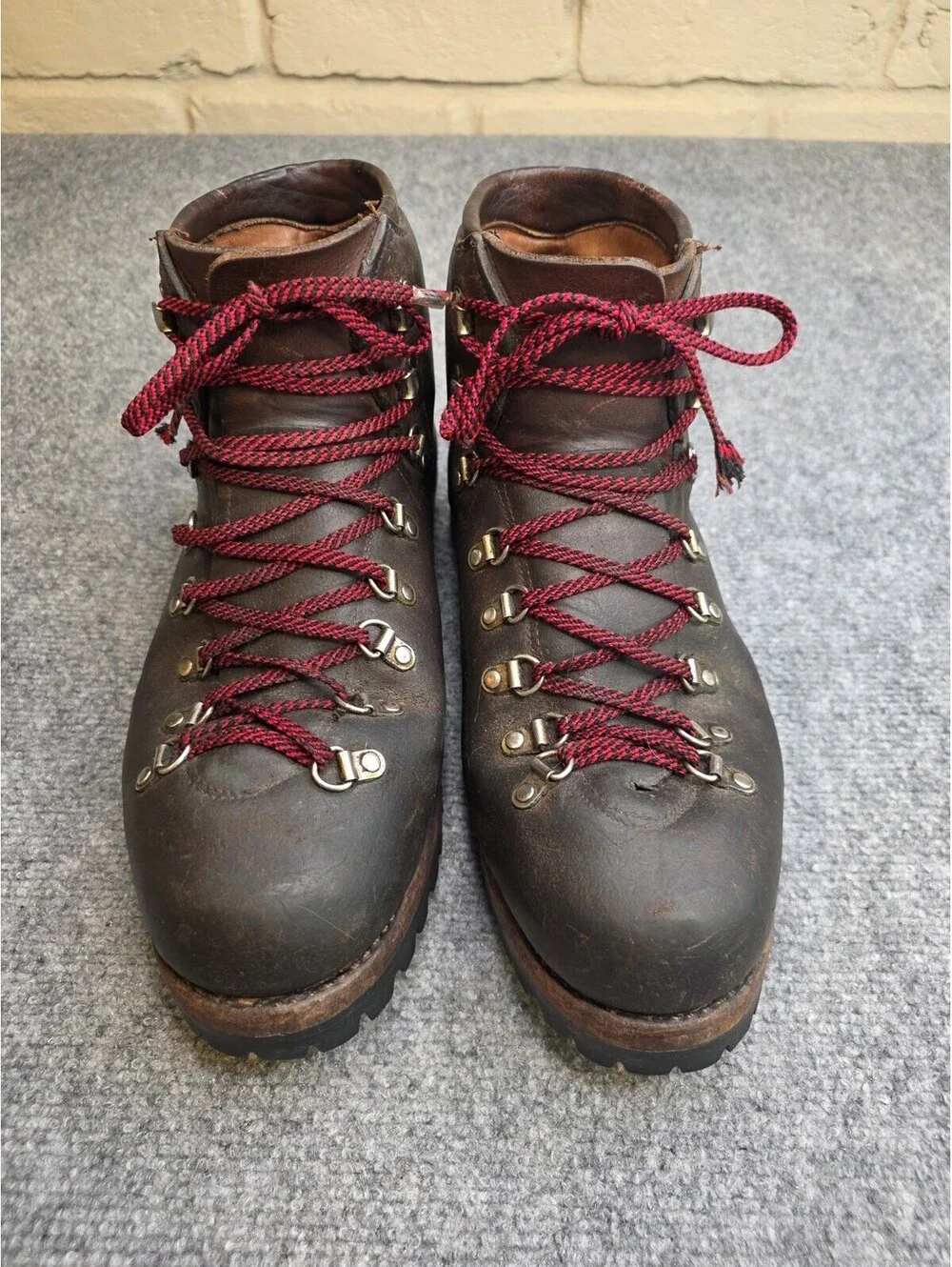 Vintage Vasque Sundowner Hiking Boots Men's 11.5 M Brown Leather Made in Italy